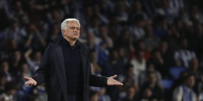 alt El Fenerbahçe confirma que está negociando el fichaje de Mourinho