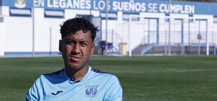 El peruano Renato Tapia no seguirá en el Leganés en foto de archivo de Javier Lizón . EFE