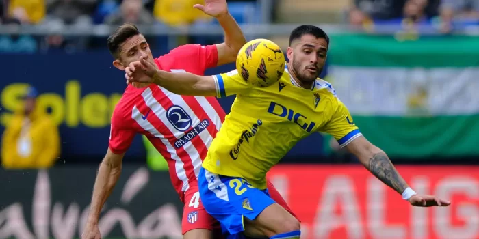 alt El salvadoreño Castillo se incorpora al Cádiz para seguir su formación en la cantera