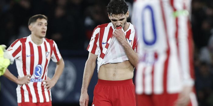 Johnny Cardoso, en el último partido ante el Levante. EFE/ Biel Aliño
