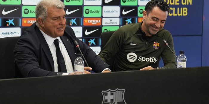 alt Laporta justifica la destitución de Xavi en que dejó de creer en la plantilla
