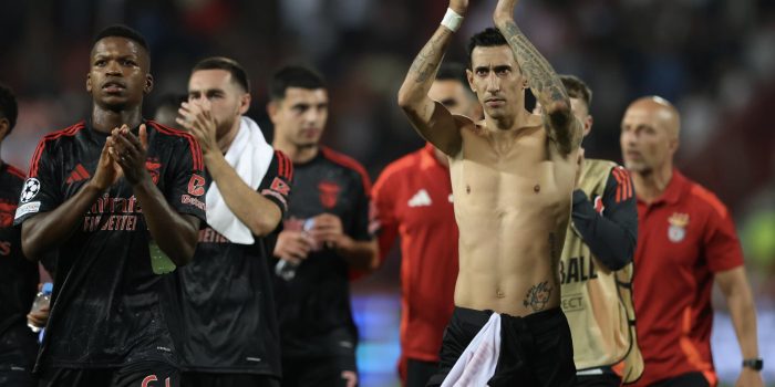 alt El clan turco impulsa al Benfica; legendario Di María