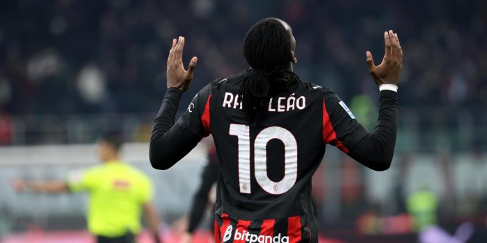 El extremo del Milan Rafael Leao celebra el 1-0 durante el partido de la Serie A que han jugado AC Milan y SS Lazio, en Milan, Italia. EFE/EPA/MATTEO BAZZI