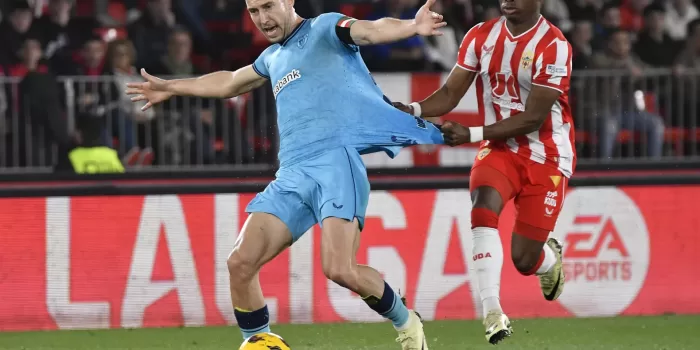 ALT 0-0. El Athletic no puede con un Almería con diez