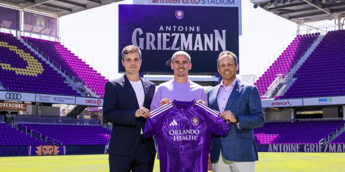 Fotografía cedida por el Orlando City de Antoine Griezmann, tras la confirmación de su fichaje. EFE/Mark Thor/Orlando City SC.