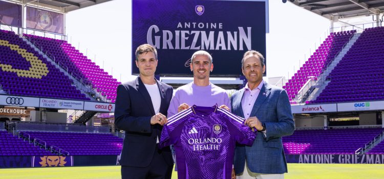 Fotografía cedida por el Orlando City de Antoine Griezmann, tras la confirmación de su fichaje. EFE/Mark Thor/Orlando City SC.