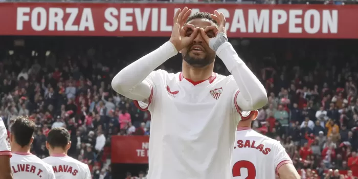 alt 3-2. El Sevilla sigue al alza y la Real Sociedad continúa deprimida