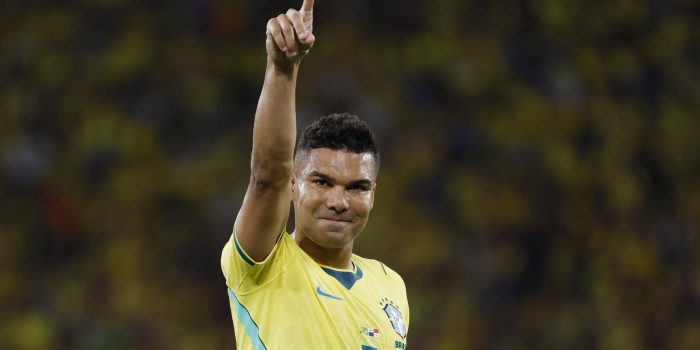 El mediocentro brasileño Casemiro admitió este domingo que la selección de su país pasó algunas dificultades en el partido amistoso contra la de Panamá, a pesar de la goleada por 6-2 obtenida en el estadio Maracaná de Río de Janeiro. EFE/ Antonio Lacerda