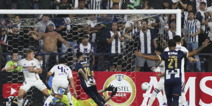 alt El uruguayo Ceppelini da el triunfo a Alianza Lima ante Boca