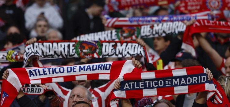 Vista de la afición del Atlético de Madrid en el Metropolitano, en una foto de archivo.-EFE/ Sergio Pérez