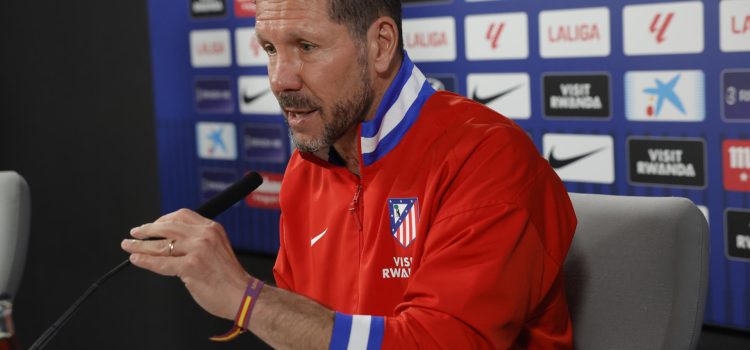 Simeone, durante la rueda de prensa.-EFE/ Zipi Aragón