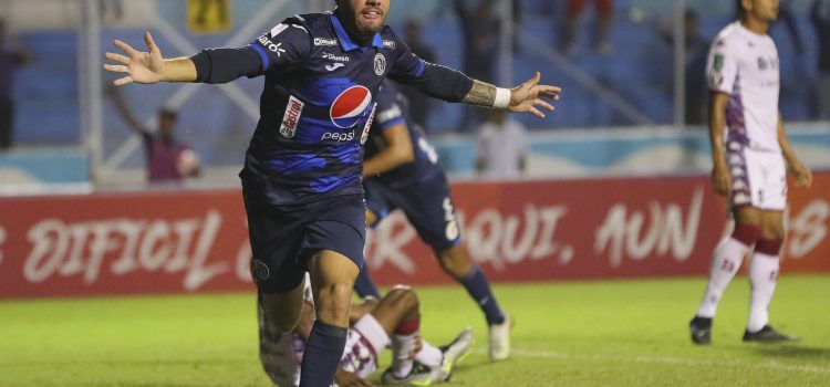 alt Con doblete del argentino Auzmendi, Motagua golea a Juticalpa