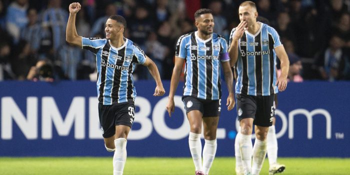 alt 4-0. Gremio renace luego de las inundaciones, golea al líder y sueña con los octavos