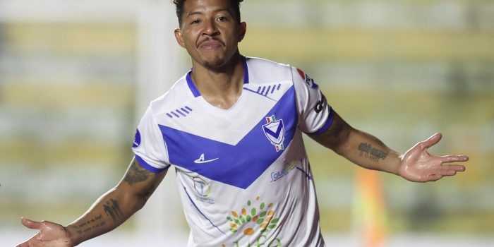 Moisés Calero, autor del gol del triunfo del San José ante Fluminense en La Paz (Bolivia). EFE/ Luis Gandarillas
