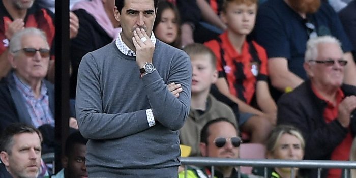 El español Andoni Iraola, entrenador del Bournemouth inglés. EFE/EPA/VINCE MIGNOTT
