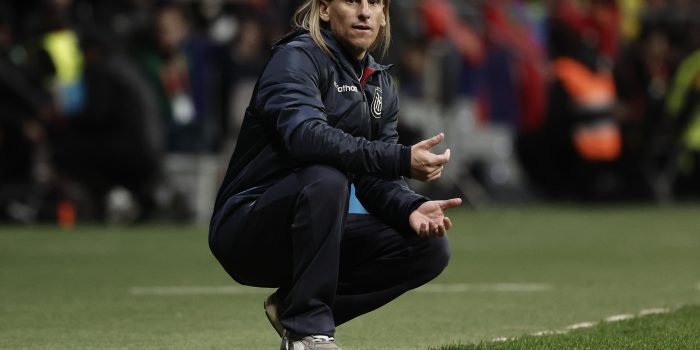 Sebastián Beccacece, durante el partido. EFE/Sergio Pérez