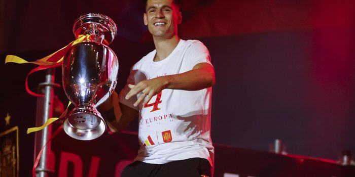 alt El Milan hace oficial el fichaje de Morata por 4 años, con opción de uno más
