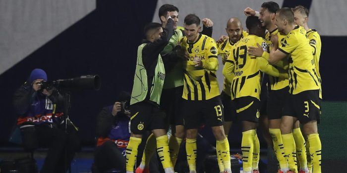 alt El Dortmund golea al Dinamo y se afianza entre los ocho primeros