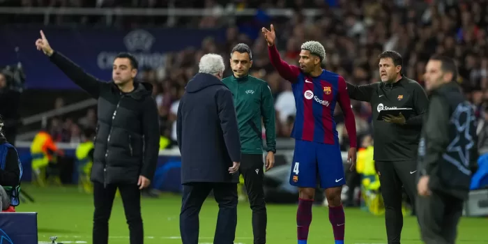 alt Araujo: "El fútbol, que tantas alegrías me ha dado, ahora me golpea con fuerza"