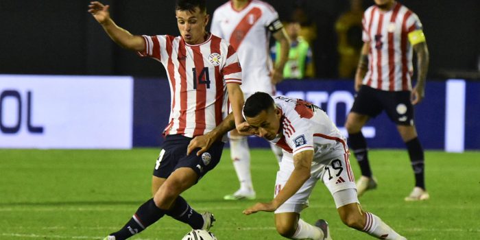 alt 0-0. Paraguay deja escapar puntos en casa ante un Perú que termina con 10 jugadores