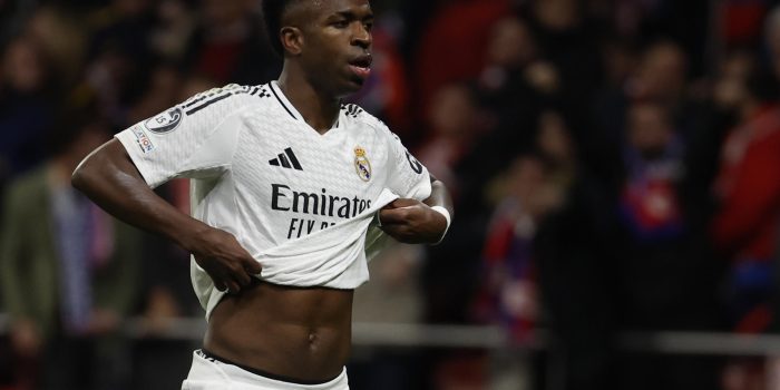 alt Vinícius entra en una lista con cinco bajas