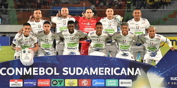 Once Caldas abre este martes en el Estadio Palogrande, de la ciudad colombiana de Manizale,s la fase de octavos de final de la Copa Sudamericana contra el Huracán argentino.EFE/ Jorge Abrego