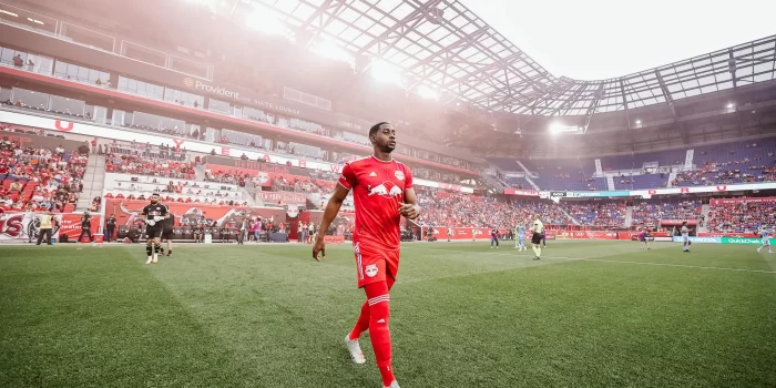 alt 0-1. Los New York Red Bulls ponen contra las cuerdas al Columbus Crew de 'Cucho' Hernández