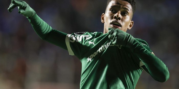 Estevao Almeida celebra un gol con el Palmeiras, ahora en el Chelsea inglés. en foto de archivo de Esteban Biba. EFE