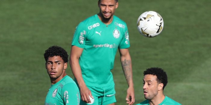 Jugadores del club Palmeiras cumplireron este viernes el último entrenamiento de cara a la final de la Copa Libertadores, el sábado contra Flamengo en Lima. EFE/ Paolo Aguilar