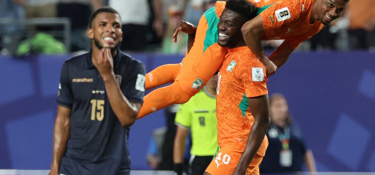 alt GOLPE AL INVICTO: marfileño Diallo castiga a ecuatorianos Valencia, Minda y Yeboah