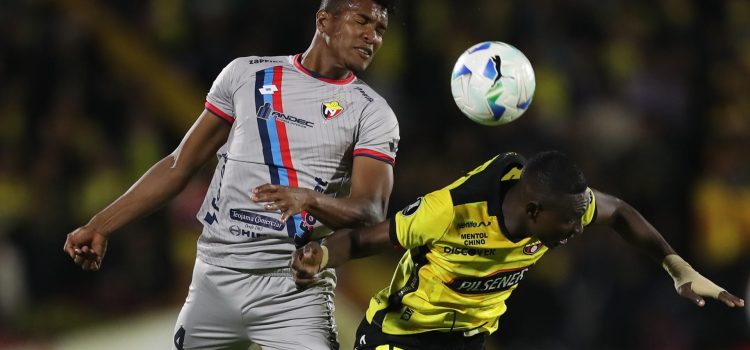 alt Con un autogol, Barcelona toma ventaja ante El Nacional para avanzar en Copa Libertadores