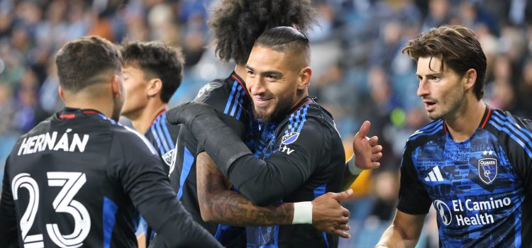 Cristian 'Chicho' Arango celebra gol con San Jose Earthquakes