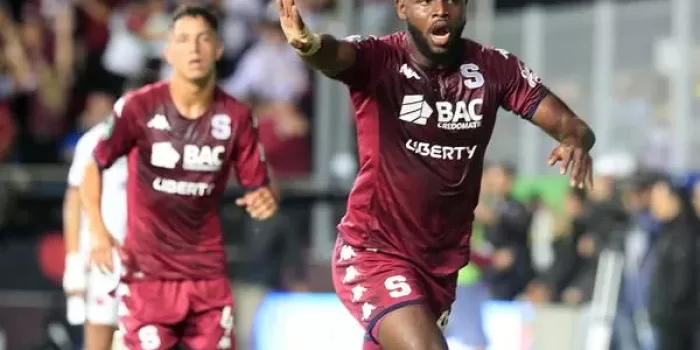 alt Saprissa busca en la fecha 15 recortar puntos al líder de la liga costarricense, Herediano