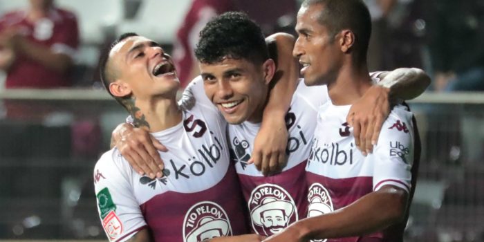 ALT El defensa costarricense Gerald Taylor ficha por el Hearts escocés