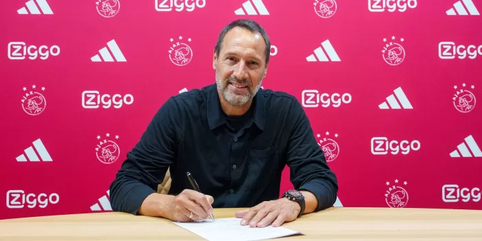 alt Van't Schip, nuevo técnico del Ajax hasta final de temporada